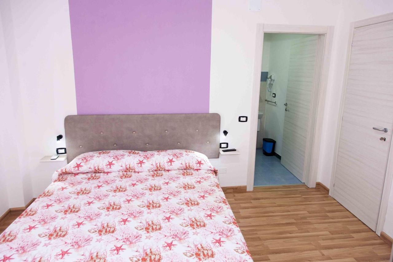 مبيت وإفطار ديامنتي La Perla Rosa المظهر الخارجي الصورة